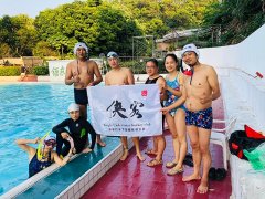 福州冬泳协会侠客队暨福州水下曲棍球俱乐部庆国庆水下曲棍球运动